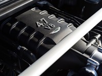 استون مارتین V8 ونتیج GT رودستر 2015
